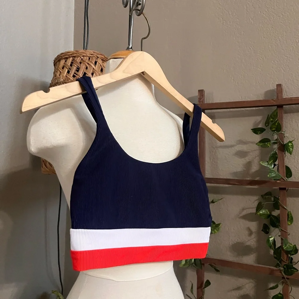 ▪️Beach Riot Mackenzie Bikini Top in Liberty Colorblock Red White Blue XS - Picture 8 of 11